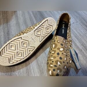 Tom’s•woman’s size 12• new with tags•